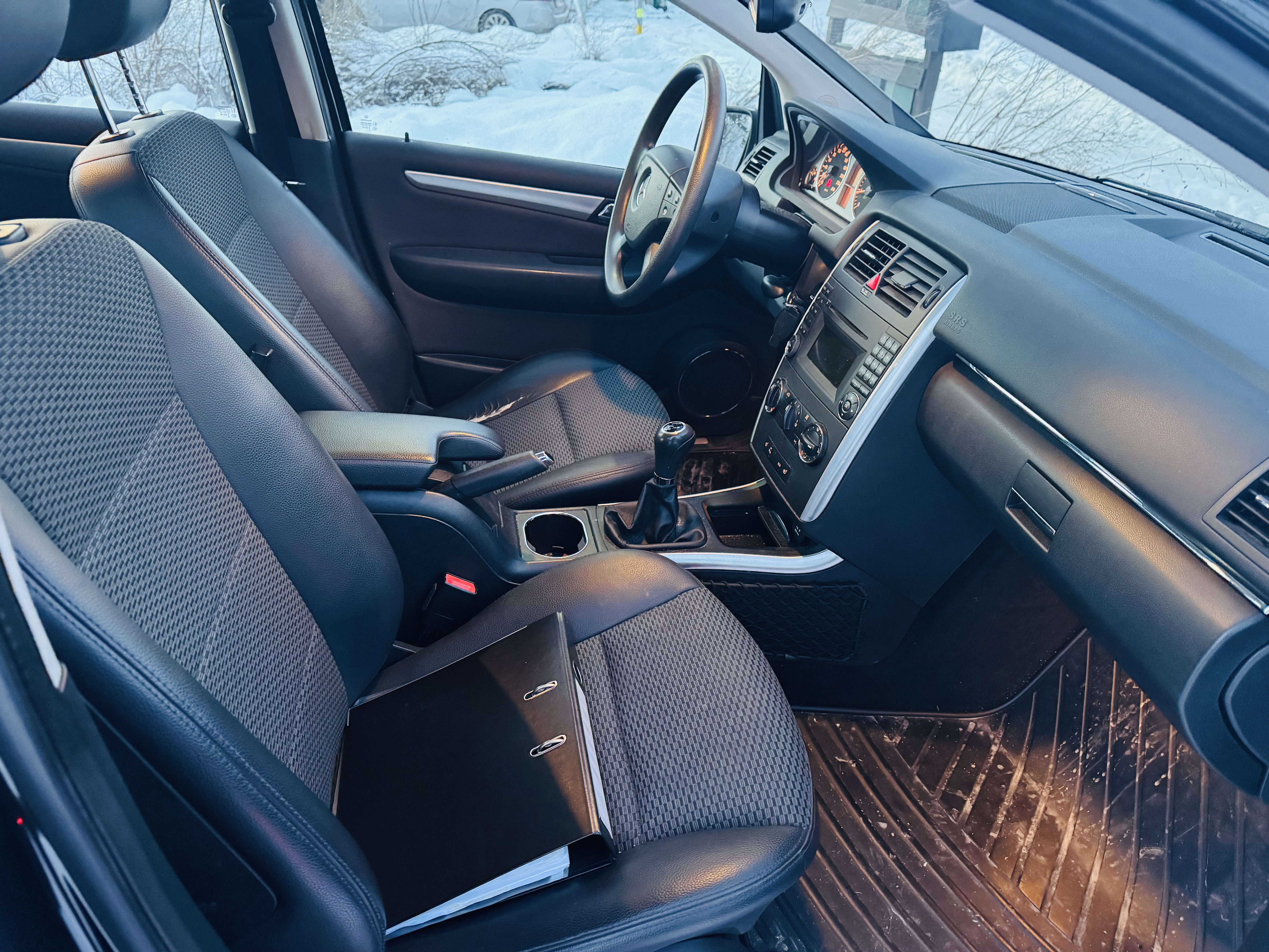 2011 MERCEDES-BENZ B 160